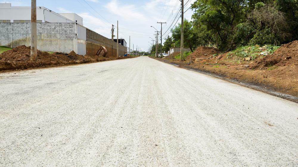 Avenida NS A recebe pavimentação em Palmas