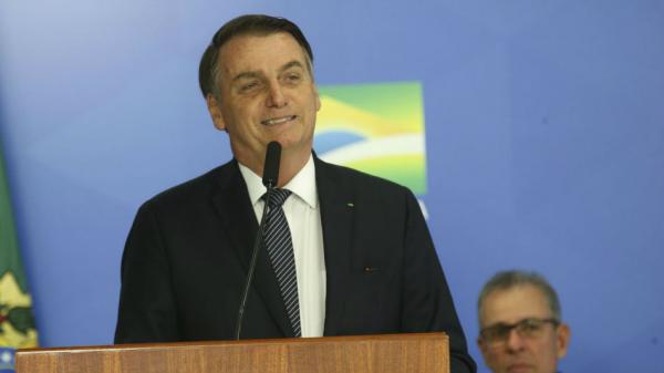 Bolsonaro comemora resultado do Inova Jovem de Ensino à Distância
