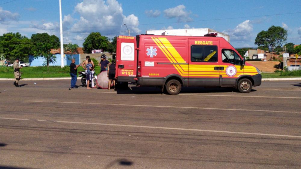 Casal fica ferido após acidente envolvendo caminhonete e motocicleta na região sul da Capital