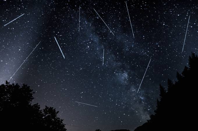 Cometa Halley provoca chuva de meteoros essa semana; saiba onde ver