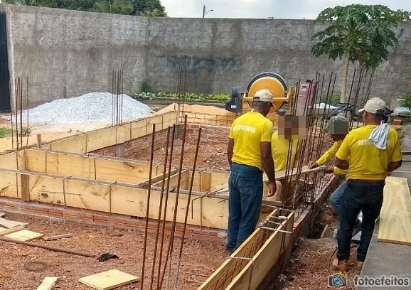 Em Formoso do Araguaia, reeducandos trabalham na Cadeia Pública para melhorar a estrutura do espaço