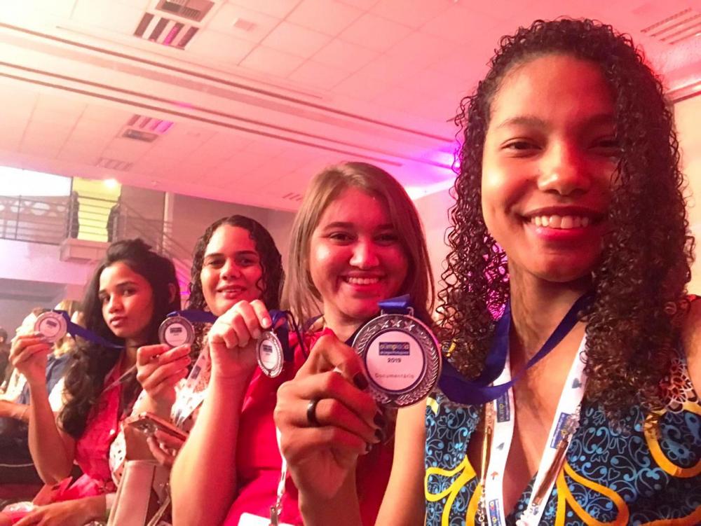 Feras do Português! Tocantinenses ganham medalha de prata na 6ª edição da Olimpíada de Língua Portuguesa