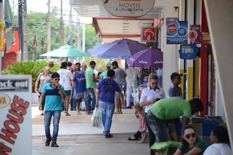 Feriado batendo na porta! confira o que abre e fecha neste sábado (5), aniversário do TO