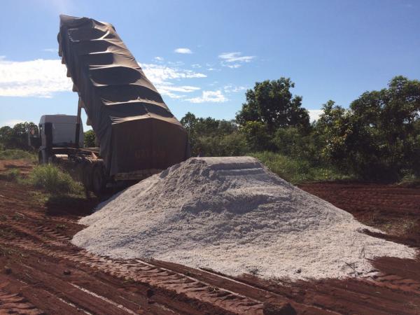 Mais de 1.270 toneladas de calcário são distribuídas para melhoria da Agricultura Familiar de Palmas