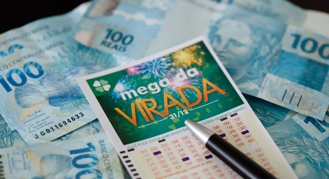 Mega Sena da Virada paga R$ 300 milhões e tem aposta online