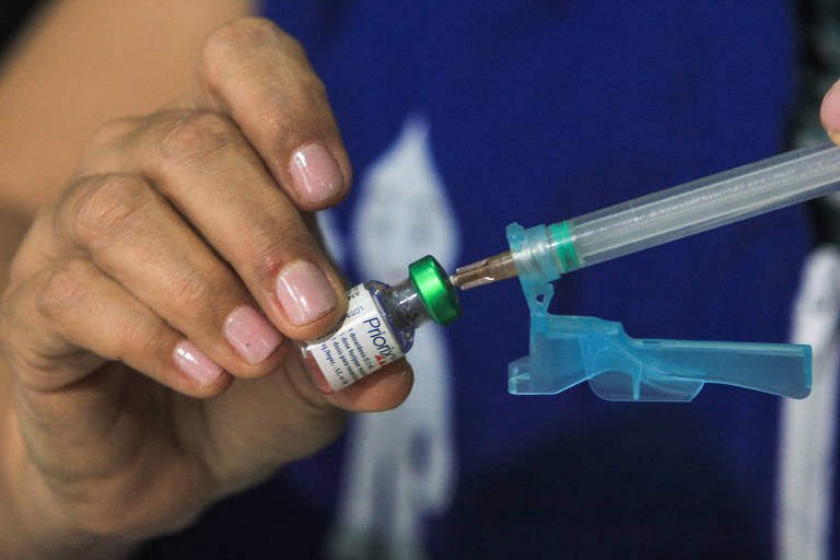 Ministério da Saúde inicia nova etapa da campanha de vacinação contra o sarampo nesta segunda feira (18)