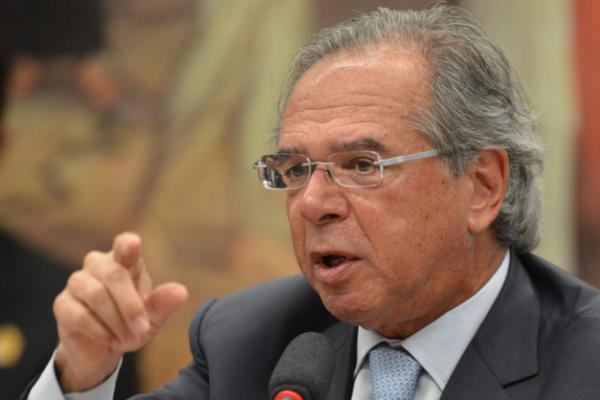 Sem crédito suplementar, Bolsa Família para em setembro, diz Guedes