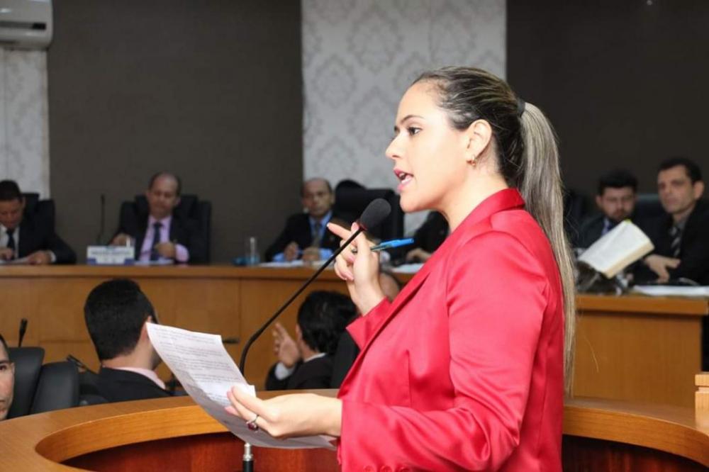 Vereadora de Paraíso, Vanessa renuncia pelo 3º ano seguido recebimento do 13º salário; confira