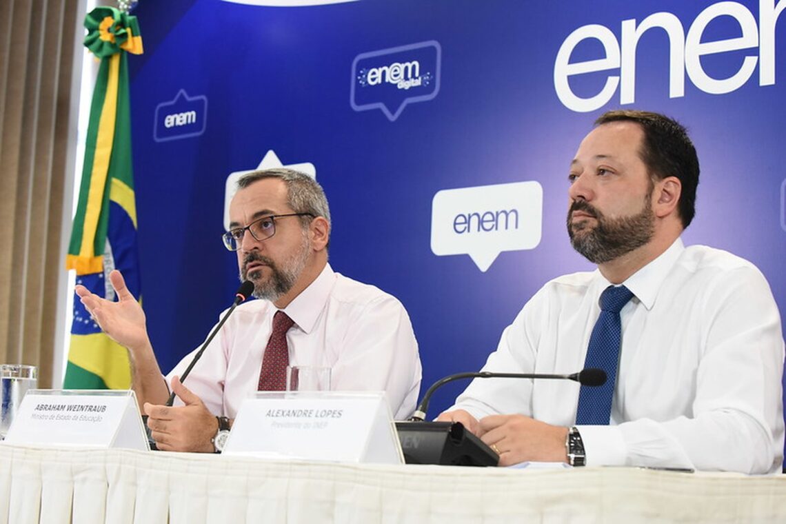 Ministro da educação afirma que erro de correção da prova do Enem afetou 6 mil candidatos