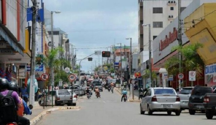 Comerciantes de Araguaína deverão seguir regras para abrir as portas hoje; saiba quais