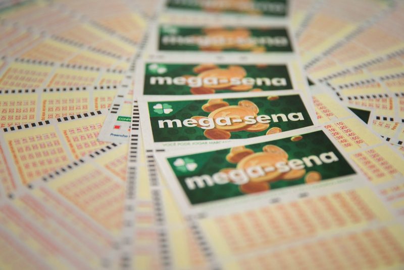 Mega-Sena pode pagar R$ 170 milhões hoje (19)
