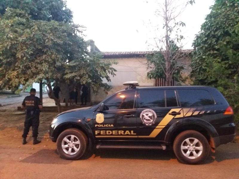 Operação Tiro no Pé: PF investiga uso de documentos falsos para compra de armas em Palmas