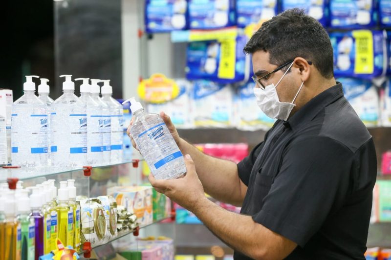 Em Palmas: Álcool em gel está em falta na maioria dos supermercados e farmácias da cidade devido ao coronavírus