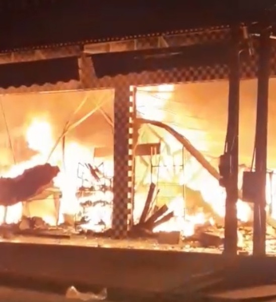 Incêndio destrói loja em município da região do Bico do Papagaio