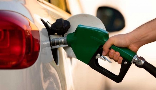 Gasolina fica 8% mais barata a partir desta terça (21); entenda o porquê