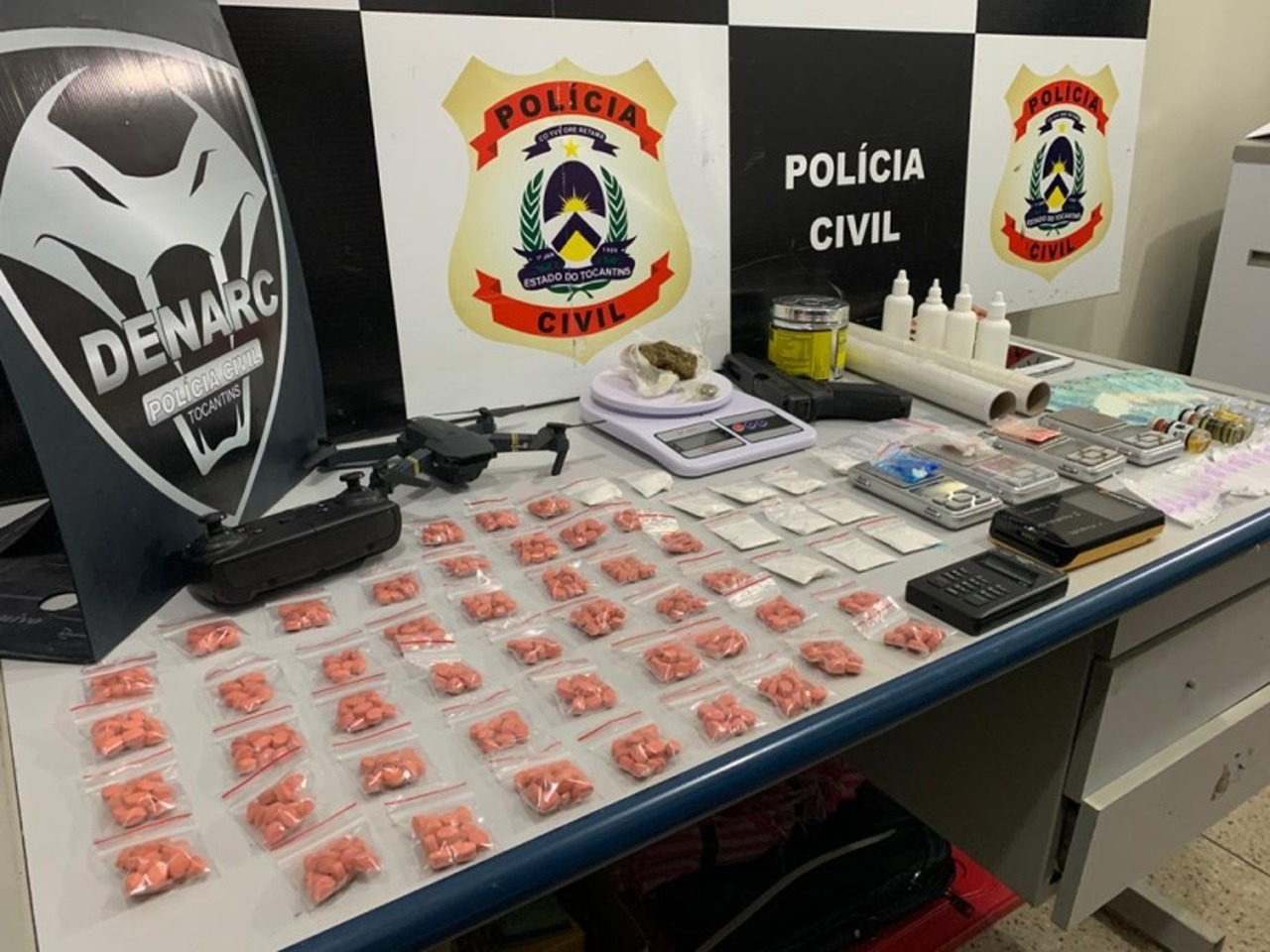 Operação da Denarc apreende 500 comprimidos ectasy em casas de prostituição em Palmas