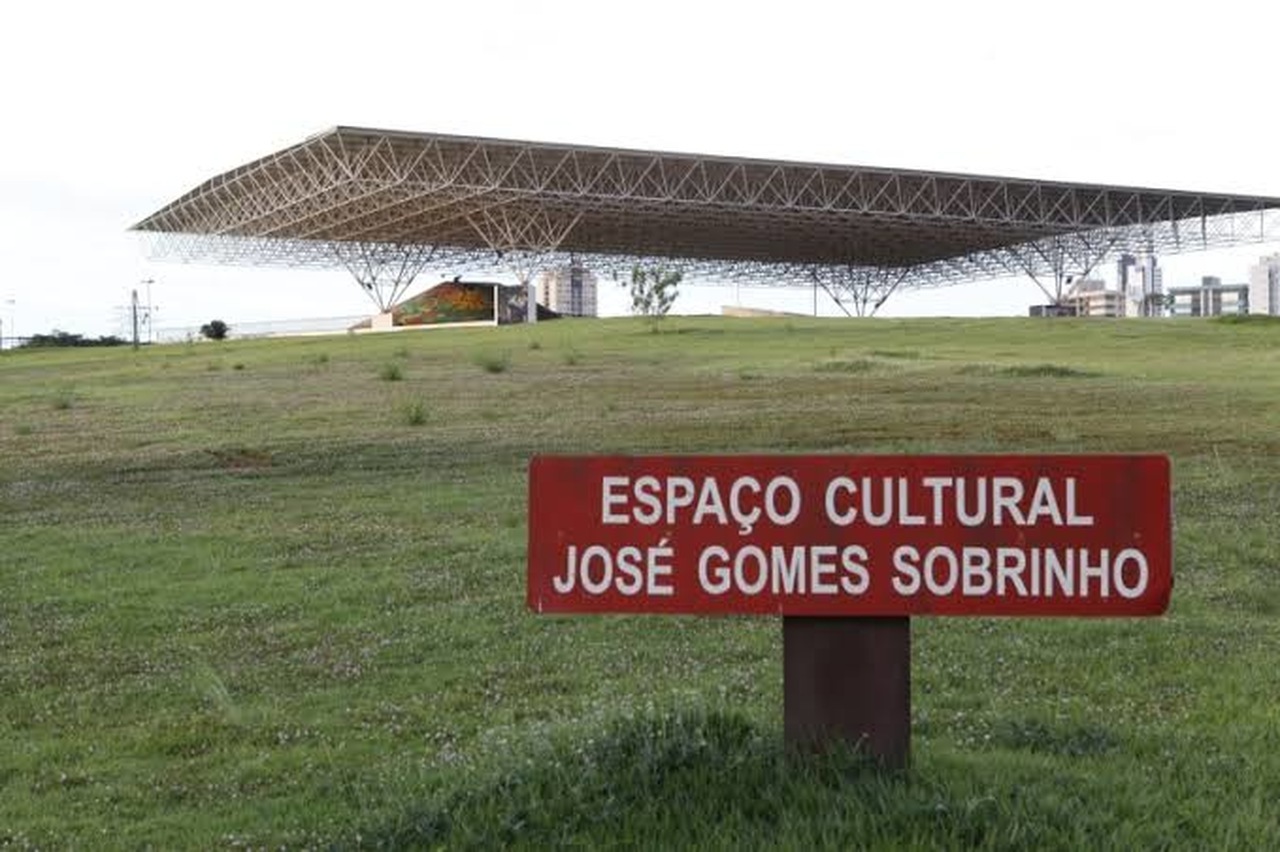Mauro Carlesse solicita estrutura do Espaço Cultural em Palmas para instalação do Hospital de Campanha contra o coronavírus