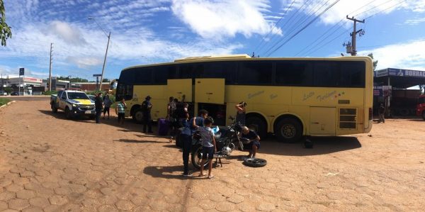 Ônibus clandestino fura barreira contra coronavírus entre Tocantins e Maranhão