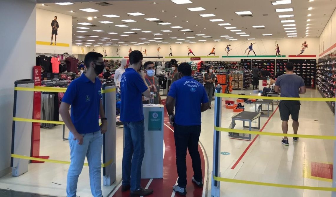 Procon fiscaliza shoppings de Palmas para verificar cumprimento de protocolos de segurança