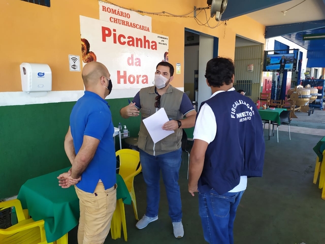 Bares e restaurantes de Palmas passam fiscalização do Governo do Estado em ação de combate ao coronavírus