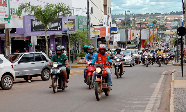 Comércio de Araguaína passa por fiscalização após reabertura autorizada pela Prefeitura