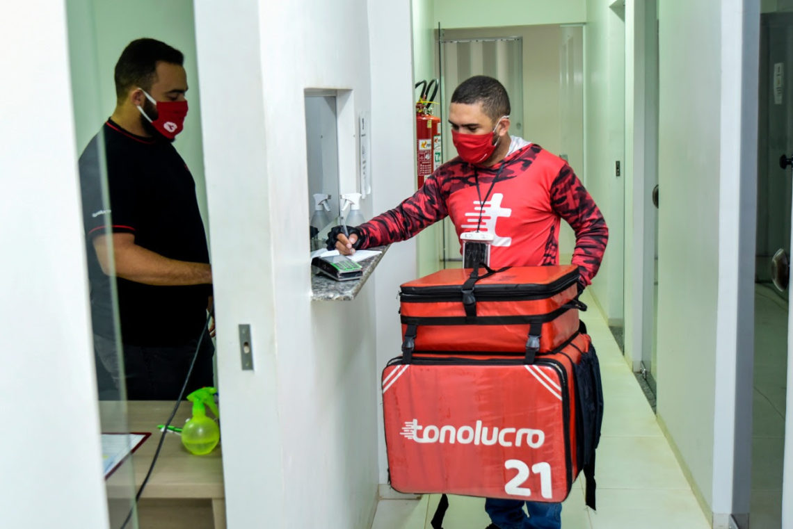 Lucrando na crise: Em Araguaína, empresa de delivery quase dobra número de funcionários durante pandemia da covid-19