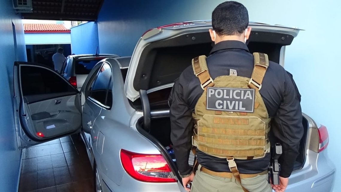 Polícia Civil prende quadrilha suspeita de ter emplacado cerca de 300 veículos de origem ilícita no Tocantins