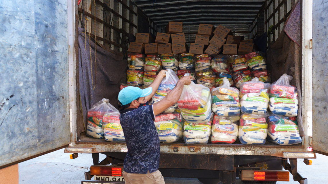 Mais de mil kits alimentação foram entregues pela Prefeitura de Palmas nesta terça-feira, 28
