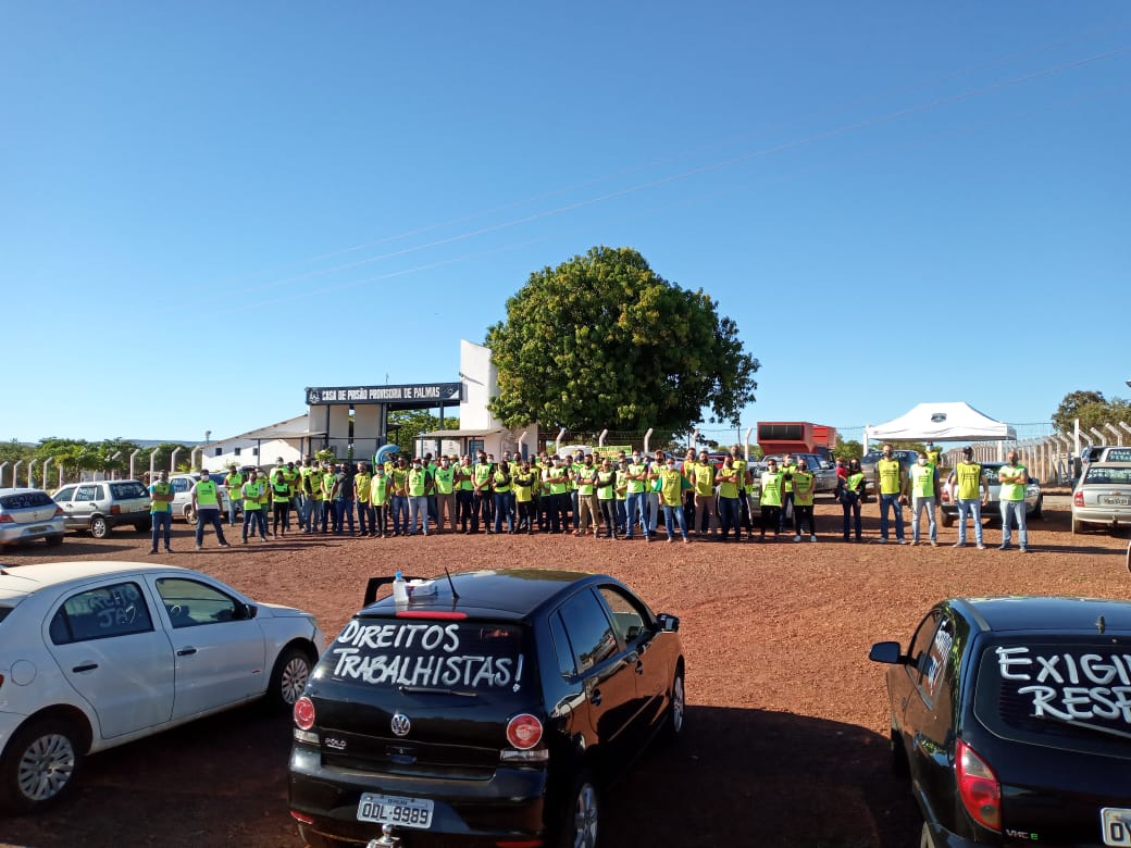 Policiais Penais fazem manifestação em Palmas cobrando o pagamento dos direitos trabalhistas