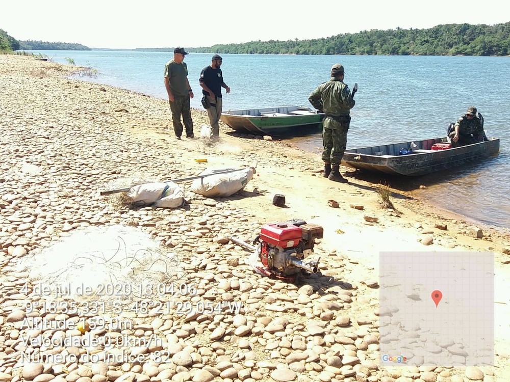 Polícia Militar e Naturatins apreendem mais de 100 quilos de peixes e jacaré abatido durante operação em cidades do interior