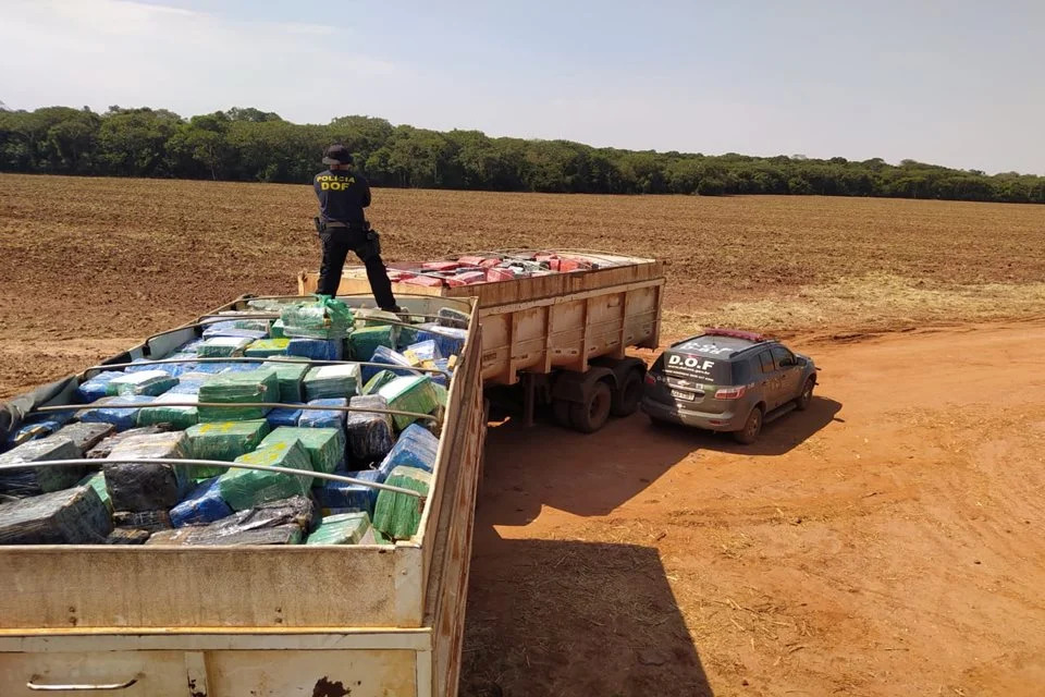 Maior apreensão de drogas do Brasil: Caminhão transportando mais 30 toneladas de maconha é apreendido no Mato Grosso do Sul