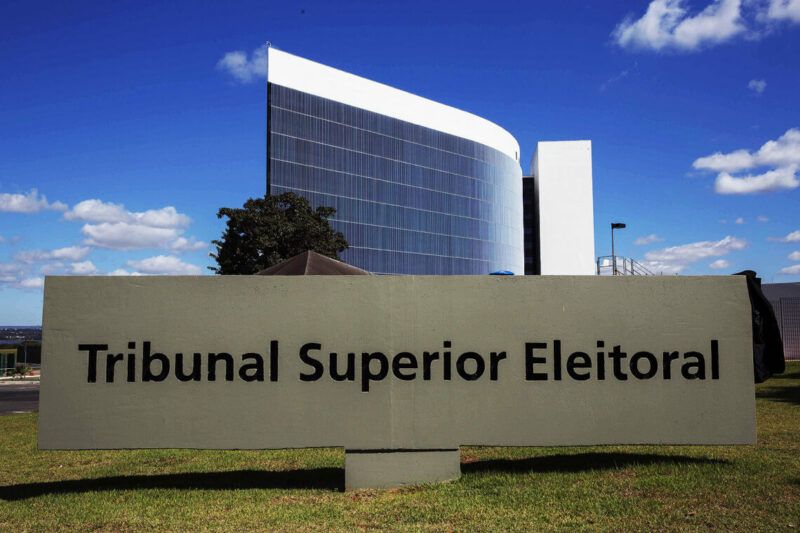 Tribunal Superior Eleitoral relatório com 181 tocantinenses com contas rejeitadas pelo TCU