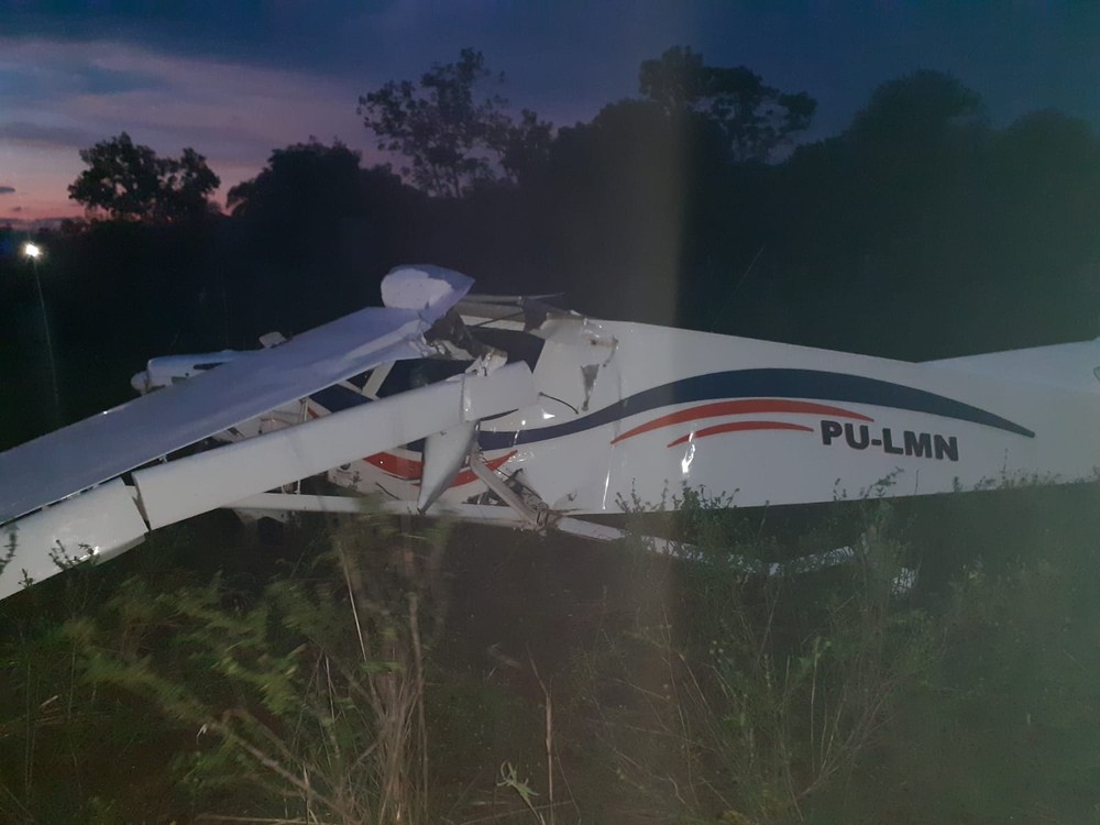 Aeronave faz pouso forçado às margens do lago de Palmas; piloto teve apenas ferimentos