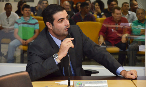 Vereador Filipe Fernandes terminará mandato fazendo indicações das suas emendas para a fomentação da cultura e do esporte