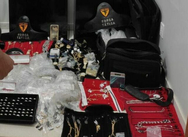 PM apreende R$ 150 mil em joias roubadas em residência na região sul de Palmas