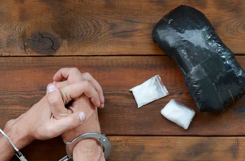 Homem é preso e adolescente apreendido por suspeita de tráfico de drogas na região do Bico do Papagaio