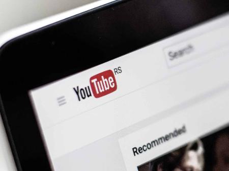 Youtube cai e fica fora do ar por 2 horas na noite desta quarta-feira (11); Influencer relata prejuízo de R$17 mil