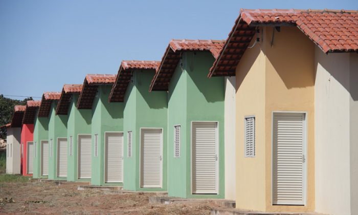Atendendo requerimento de Vanda Monteiro, Governo sorteia primeiras unidades habitacionais no Taquari