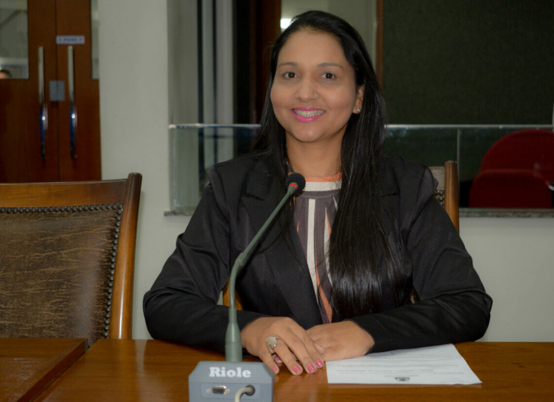 Vanda Monteiro comemora atendimento de requerimento e obras no Taquari serão retomadas pelo Governo do Estado