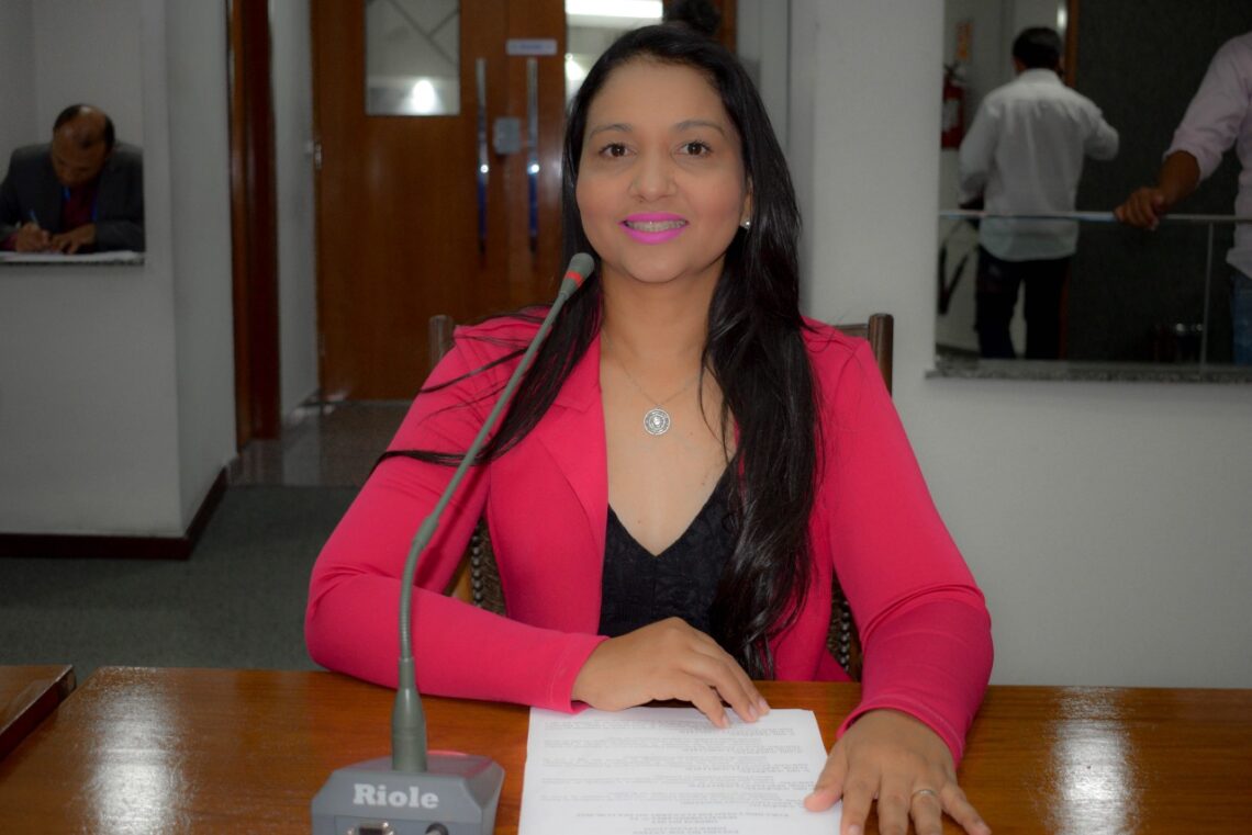 No Dia da Não- Violência Contra Mulher Vanda Monteiro destaca trabalho na Assembleia