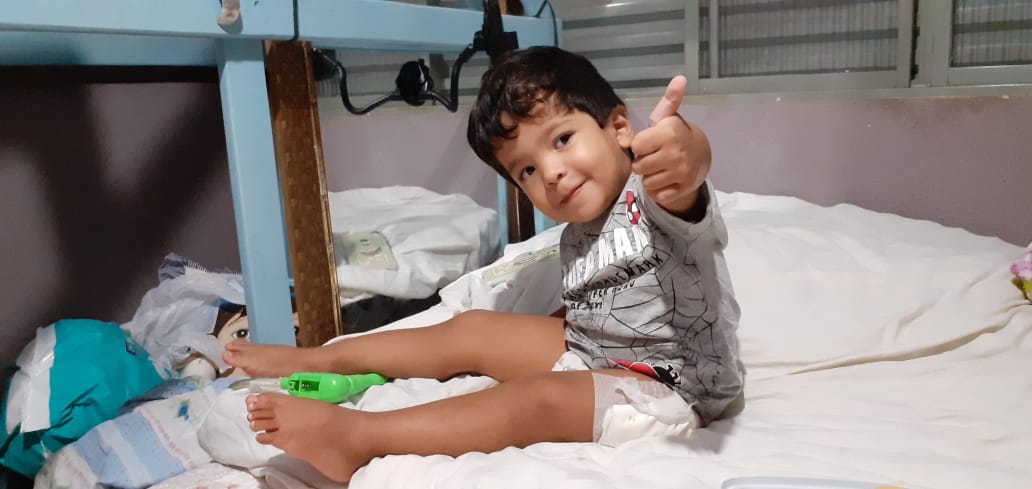 Família palmense de criança de 2 anos com Síndrome dos Ossos de Vidro realiza rifas e vaquinha online para arrecadar valor de cirurgia de R$ 95 mil reais