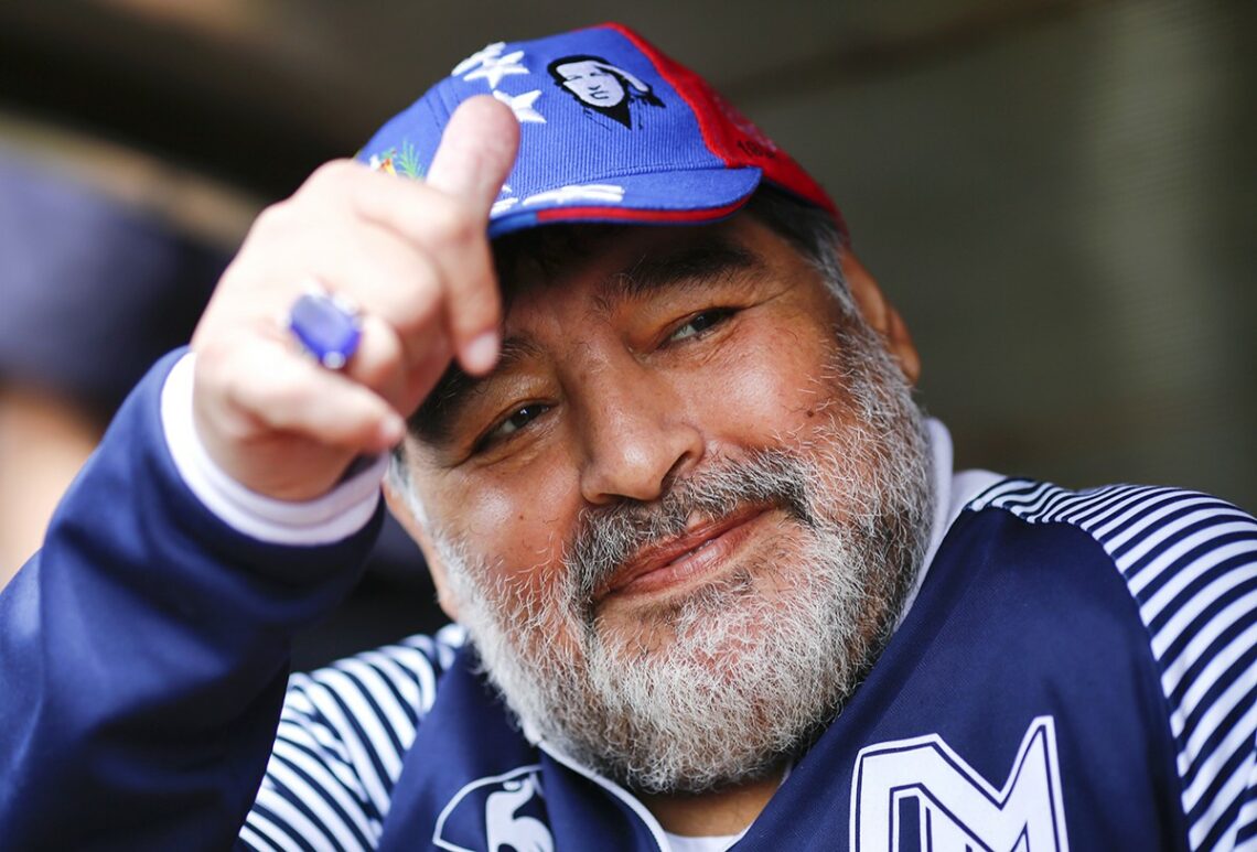 Diego Maradona: Autópsia indica que o coração do ex-jogador pesava 500g e estava muito dilatado