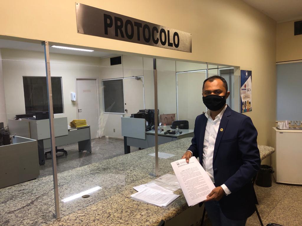 Vereador Moisemar Marinho aciona TCE-TO para suspender Decreto que aumenta salário de secretários municipais em Palmas