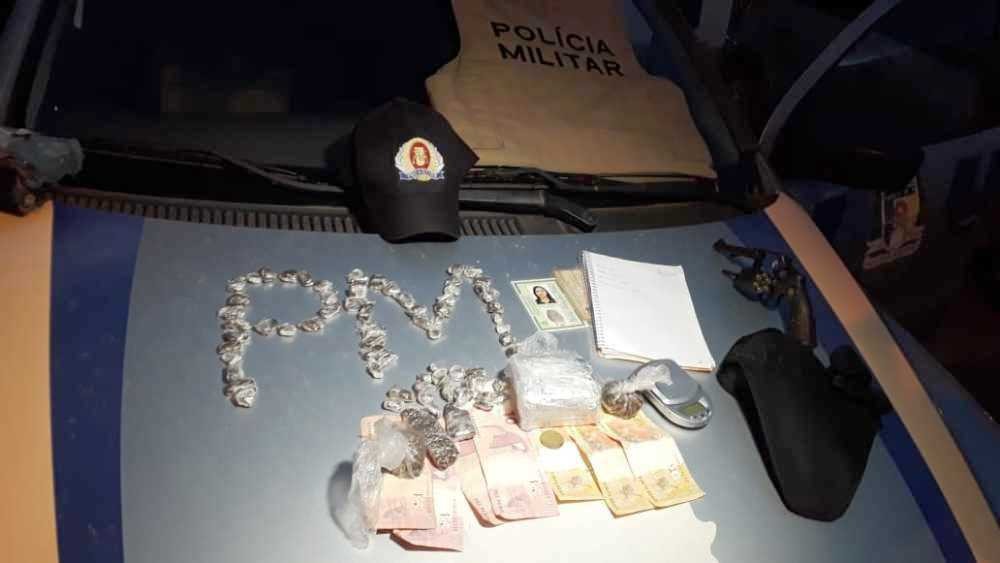 Casal é preso por tráfico de drogas em Dueré após pai de adolescente usuário denunciar à PM