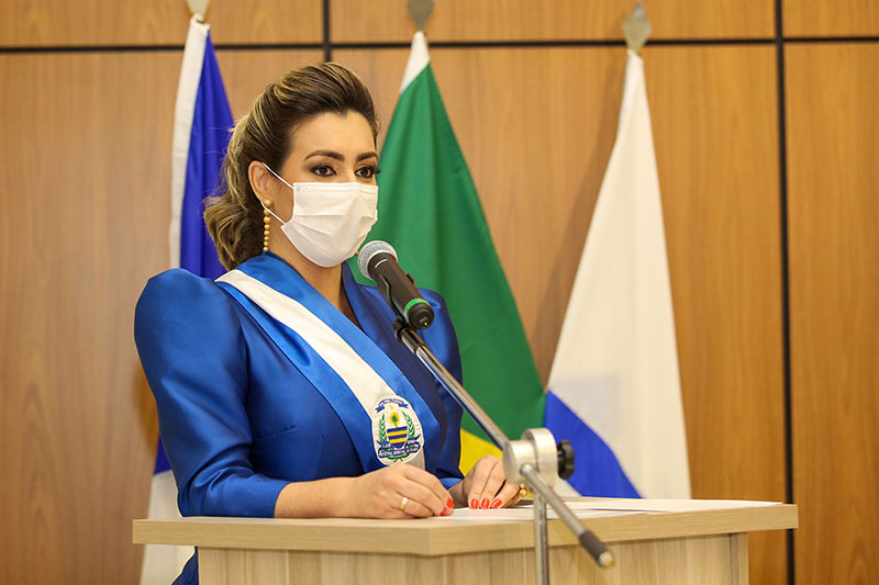 Prefeita Cinthia Ribeiro diz que haverá medidas preventivas mais rígidas contra a covid-19 e anuncia plano de vacinação em Palmas