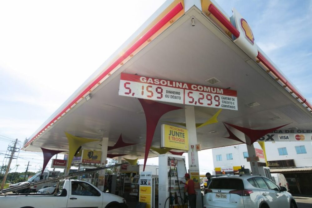Gasolina já está sendo vendida a R$5,39 em postos de Palmas após reajuste da Petrobras