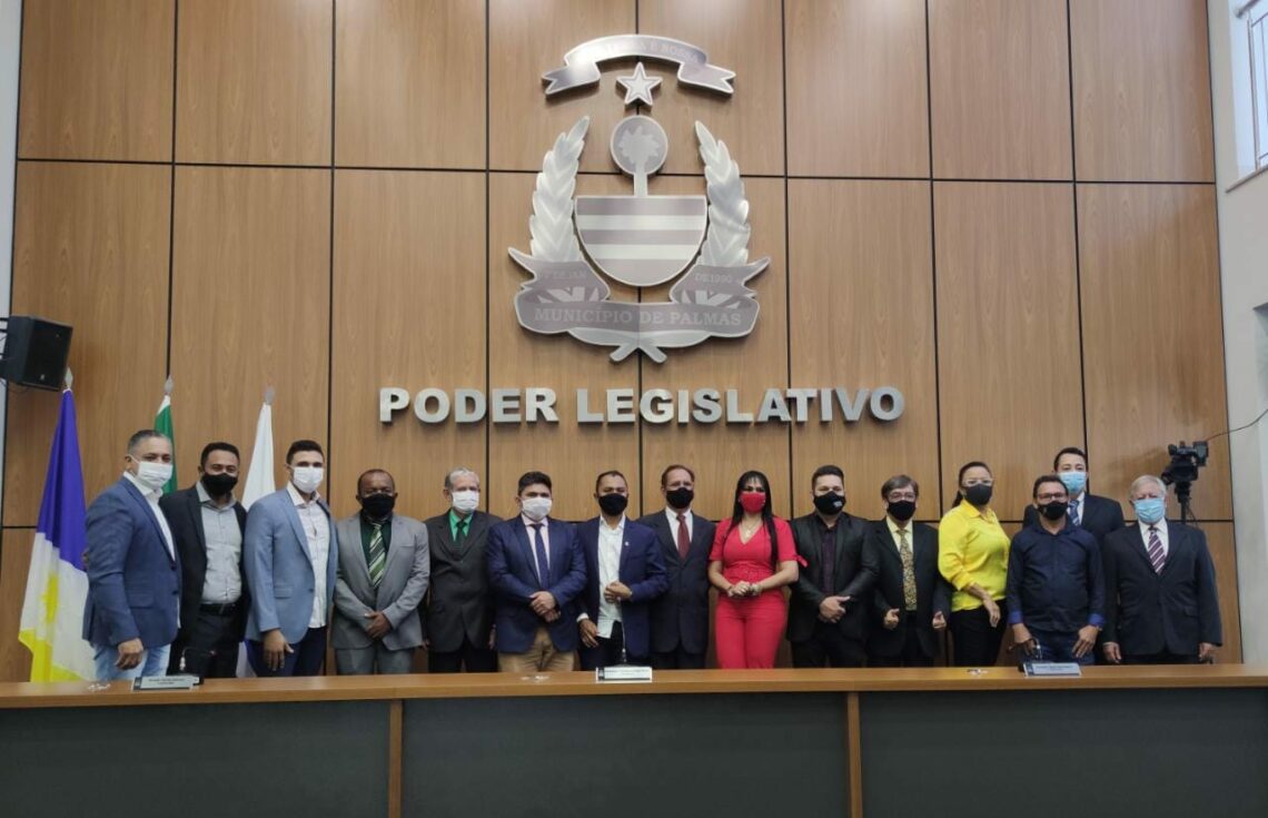 Gratidão e reconhecimento marcam homenagem aos ex-presidentes da Câmara de Palmas