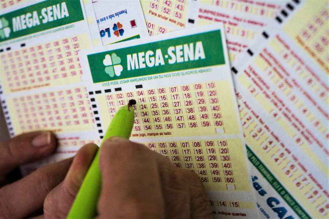Ninguém acerta as seis dezenas da Mega-Sena e prêmio vai a R$ 130 milhões