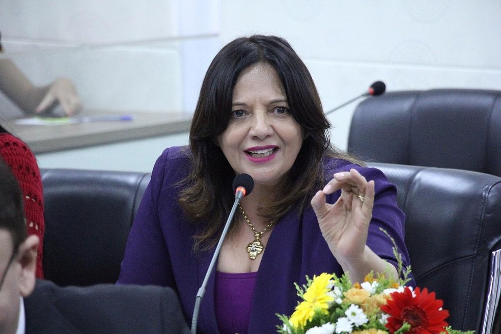 Ex-prefeita de Araguaína é condenada a 14 meses de prisão por utilizar documentos falsos durante o período da gestão