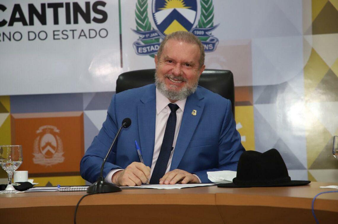 Governador Carlesse autoriza funcionamento do curso de Medicina da Unirg em Paraíso do Tocantins